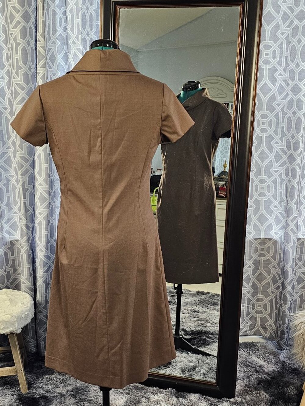 Neiman Marcus Exclusive Bow‑Neck Wool‑Blend Sheath Dress, Size 8, Vintage - Picture 3 of 6